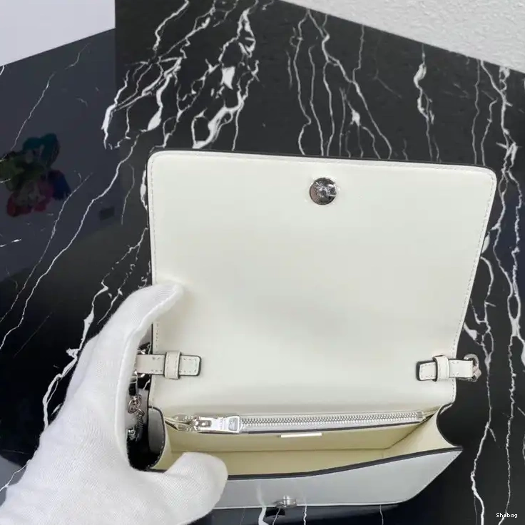2109YA0141 Prada Bag 0617
